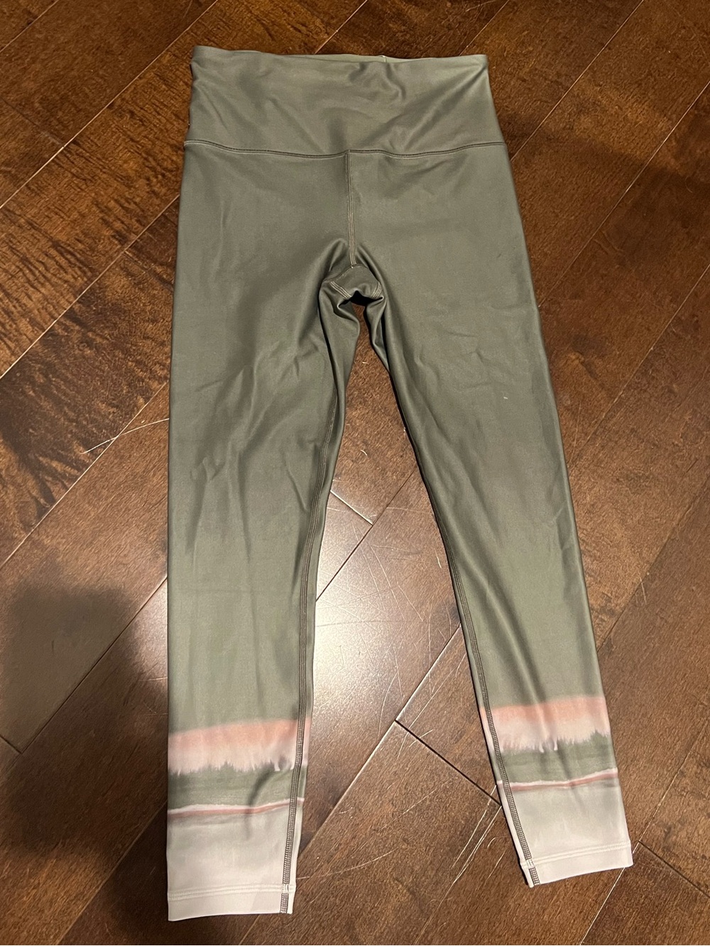 Athleta 7/8 Elation Green Ombre Leggings with Pink Accent